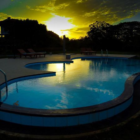 Lake Villa Resort ทิซซามาฮารามา ภายนอก รูปภาพ