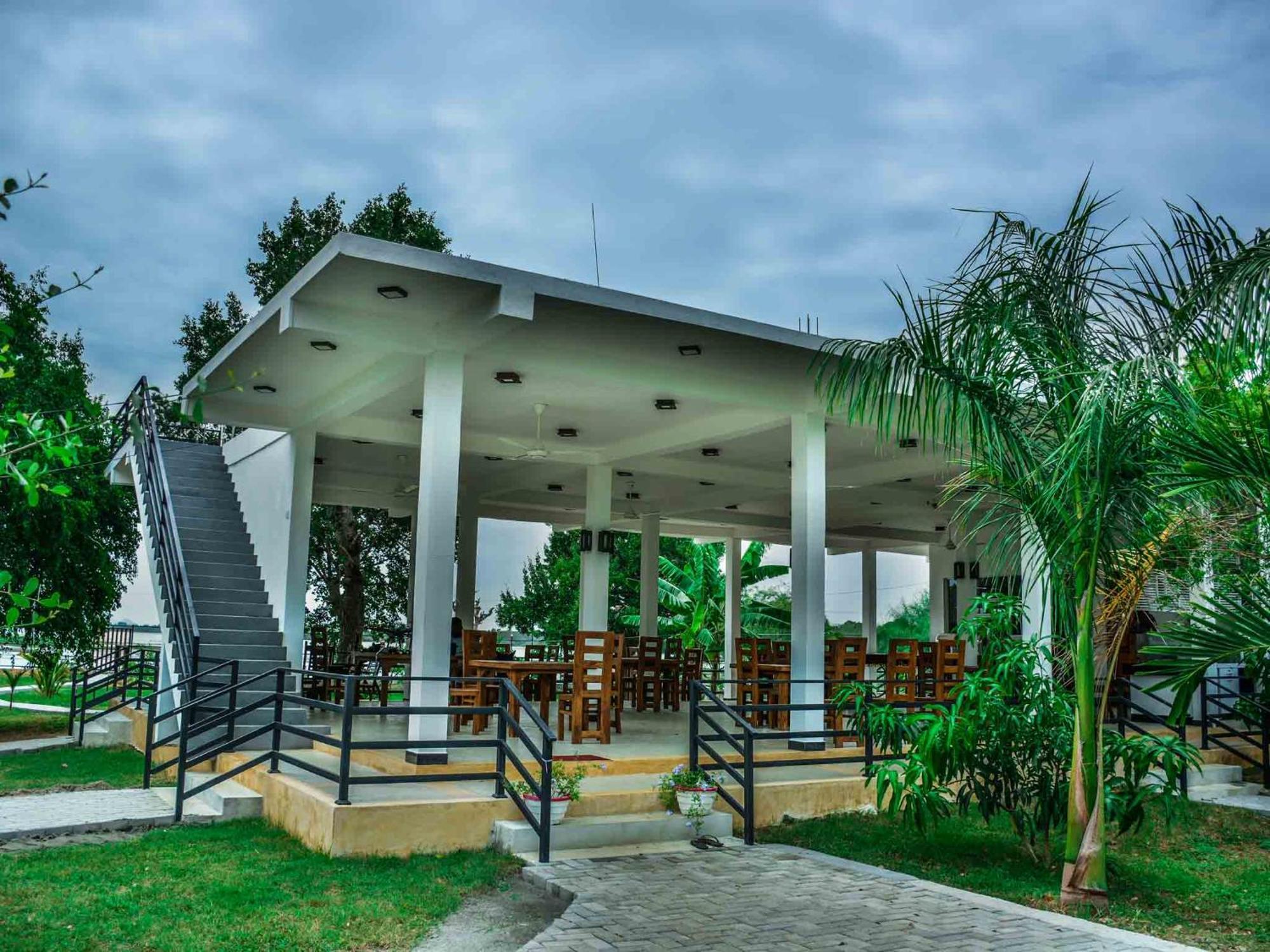 Lake Villa Resort ทิซซามาฮารามา ภายนอก รูปภาพ