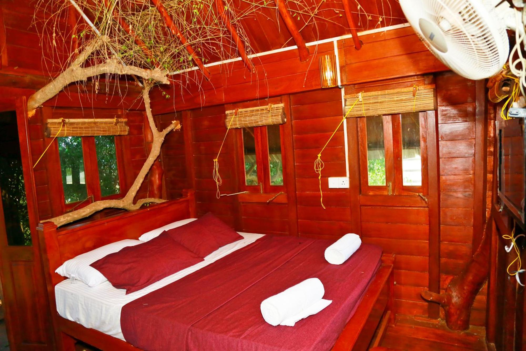 Lake Villa Resort ทิซซามาฮารามา ภายนอก รูปภาพ