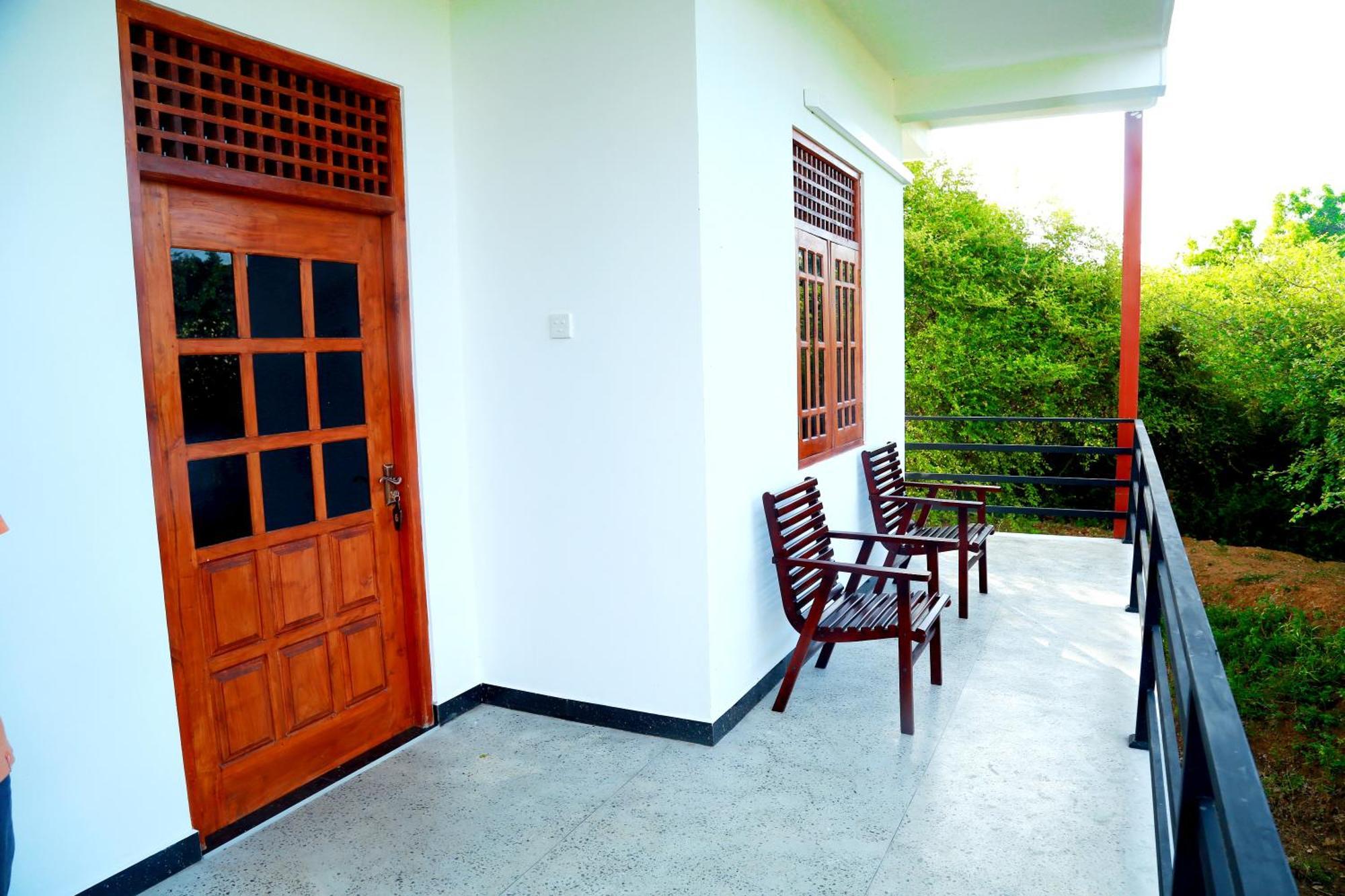 Lake Villa Resort ทิซซามาฮารามา ภายนอก รูปภาพ