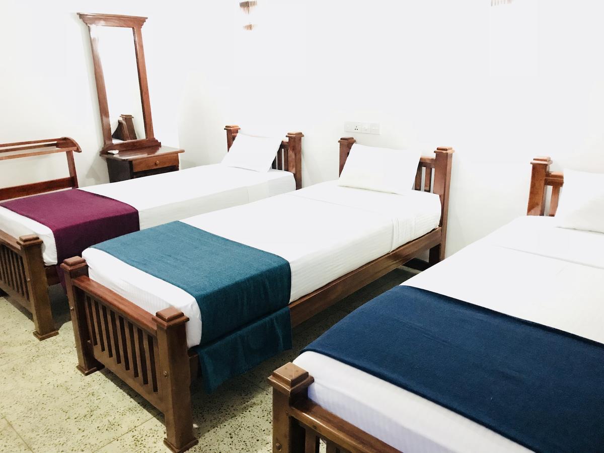 Lake Villa Resort ทิซซามาฮารามา ภายนอก รูปภาพ